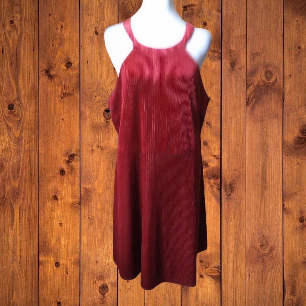 Live to be Spoiled Red Halter Dress Holiday Glitter Sleeveless Party 1X Strappy - Picture 1 of 8
